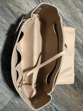 Lexsion Perfect Purse Organizer Felt Beige Tan NWT NEW